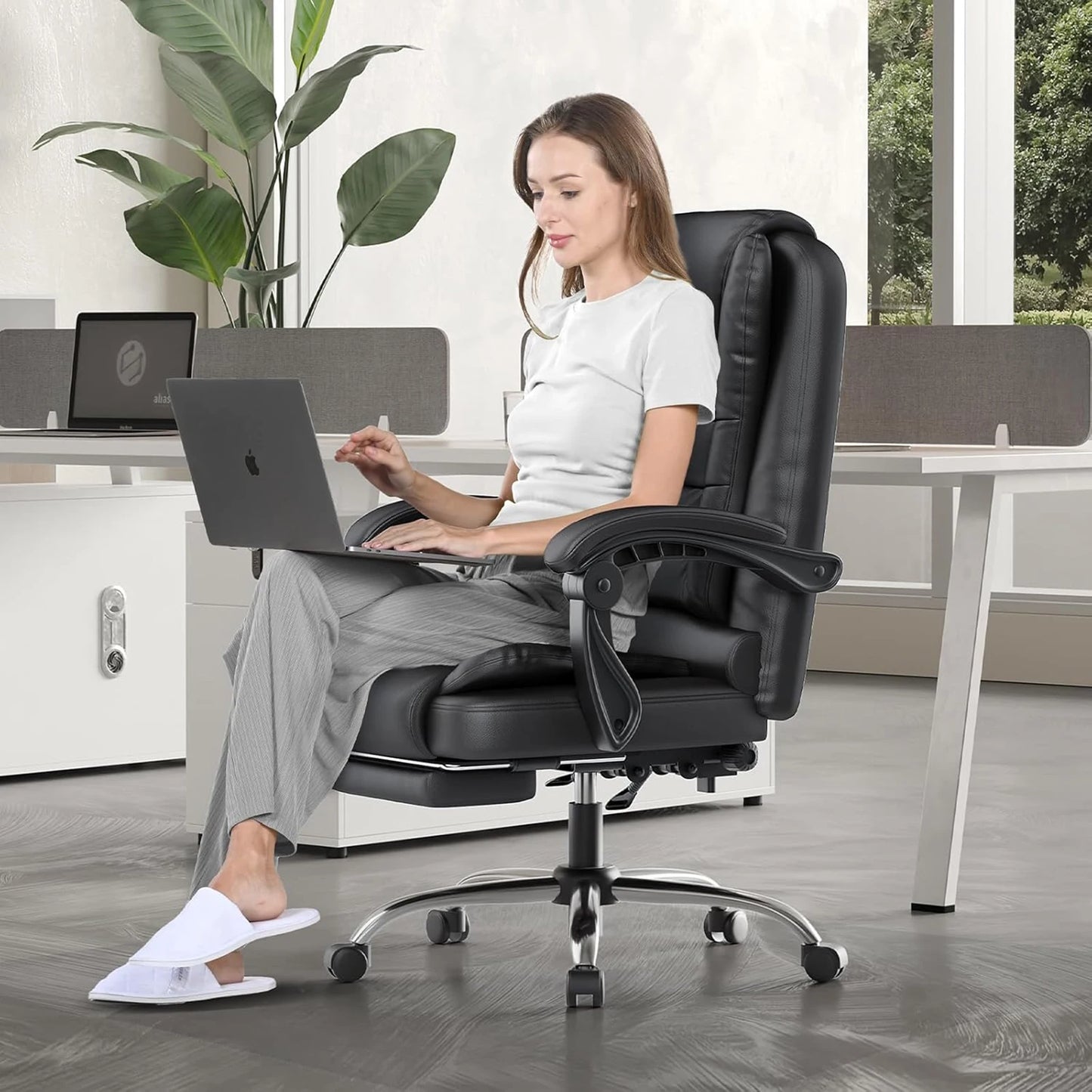 Executive Office Chair with Footrest High Back Desk Chair Ergonomic Recliner