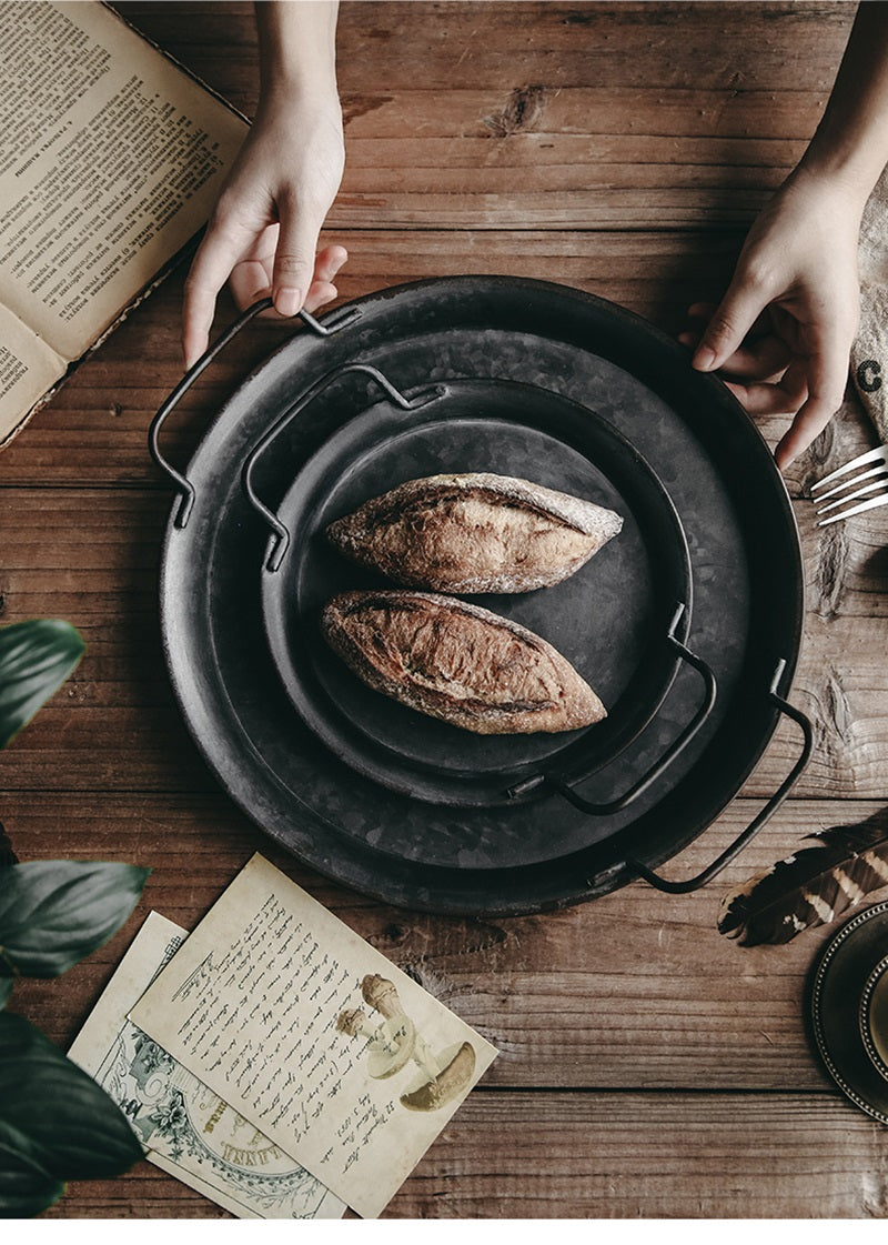 Vassoio Ferro stile antico