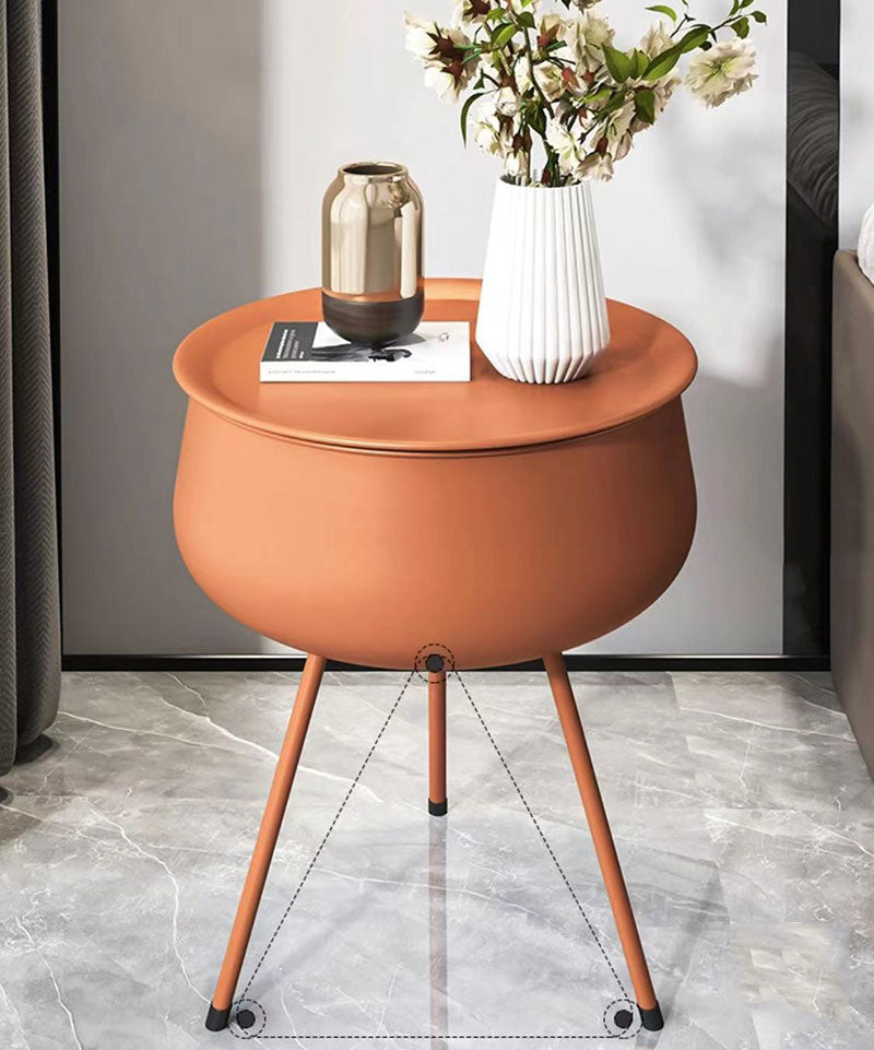 Comodino / tavolino in ferro