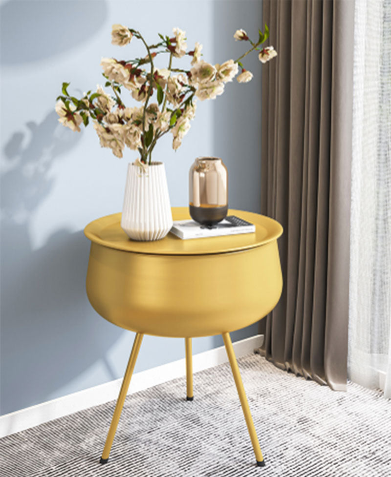 Comodino / tavolino in ferro