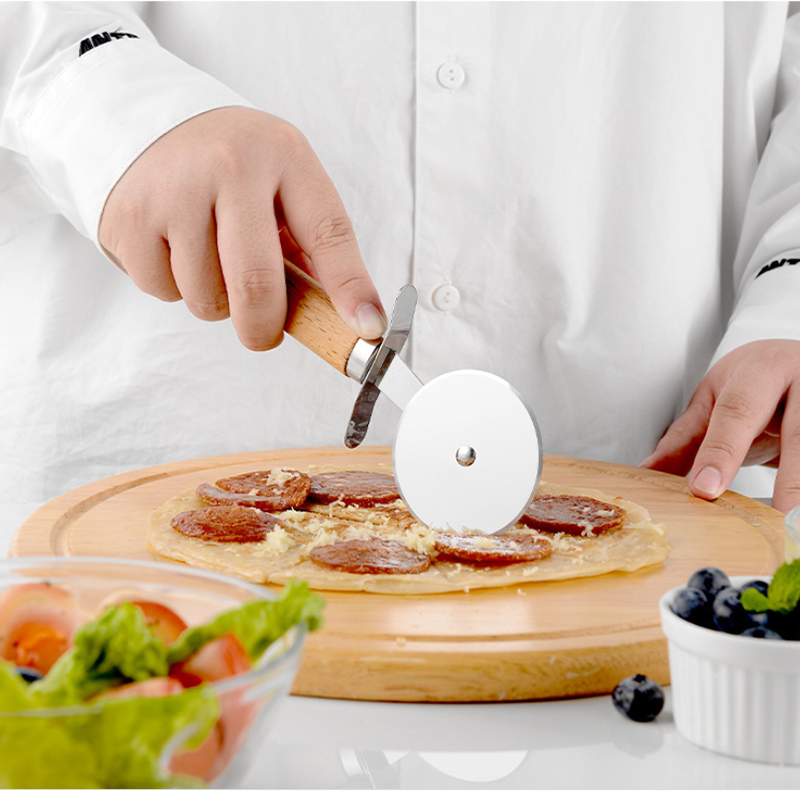 Utensili da cucina manico in legno